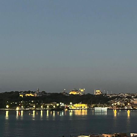 A Million Dollar View In The Heart Of The City Istanbul Bagian luar foto