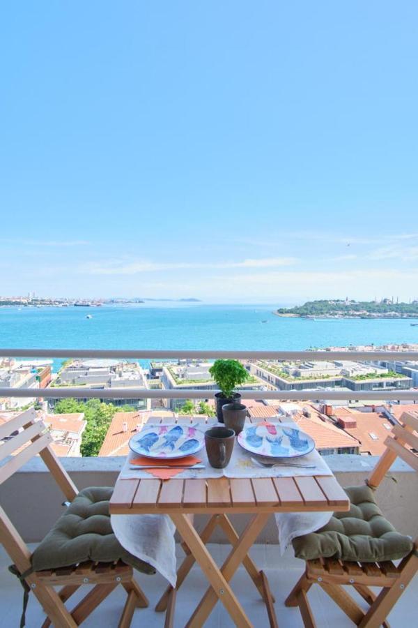 A Million Dollar View In The Heart Of The City Istanbul Bagian luar foto