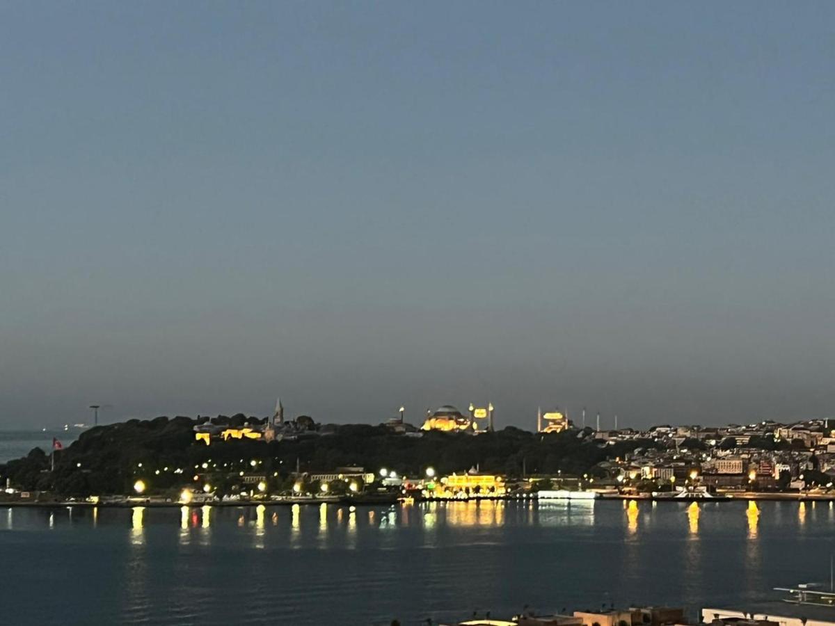 A Million Dollar View In The Heart Of The City Istanbul Bagian luar foto